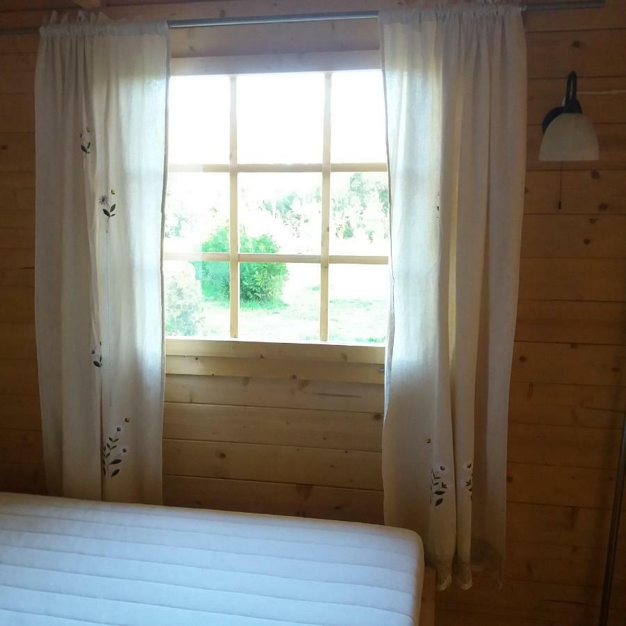 Hueueru Puhkemajad Guest House Huuru Екстериор снимка