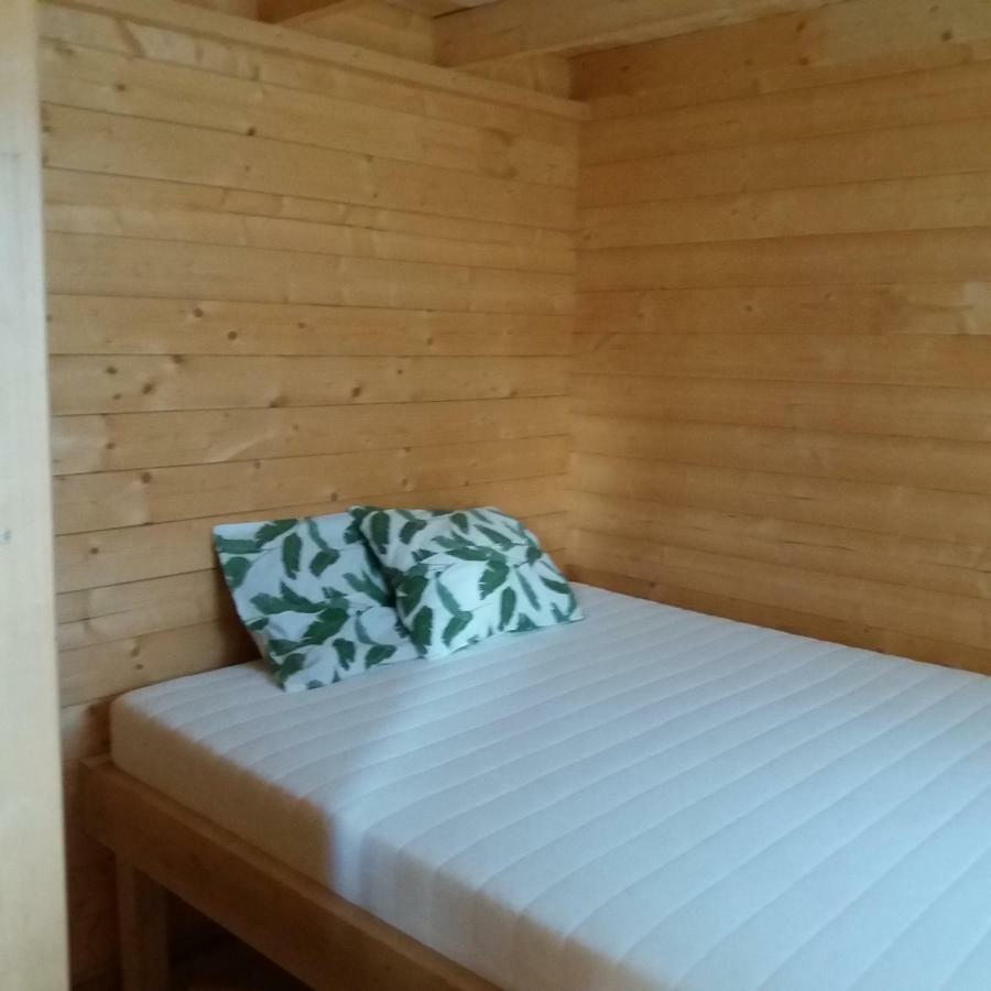 Hueueru Puhkemajad Guest House Huuru Екстериор снимка